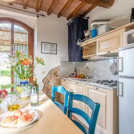 2 Bedroom Stunning In Montaione